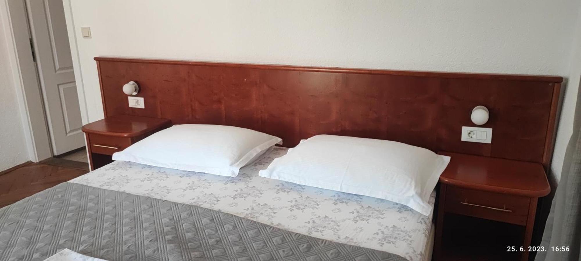 Apartment Vicko Drvenik  Zewnętrze zdjęcie