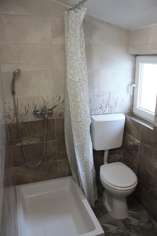 Apartment Vicko Drvenik  Zewnętrze zdjęcie