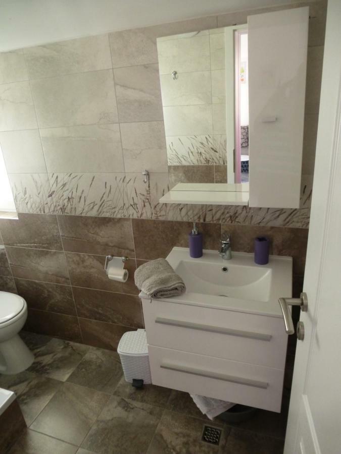 Apartment Vicko Drvenik  Zewnętrze zdjęcie