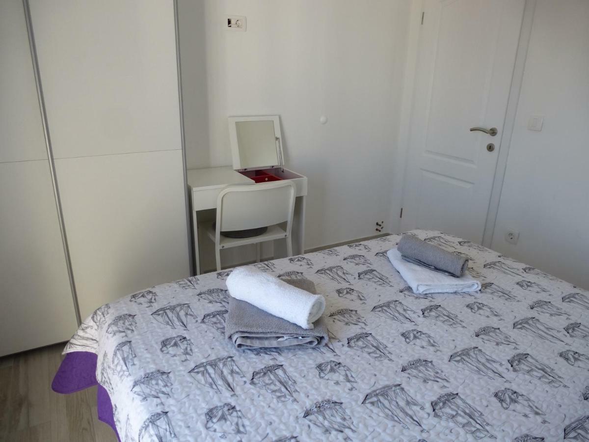 Apartment Vicko Drvenik  Zewnętrze zdjęcie